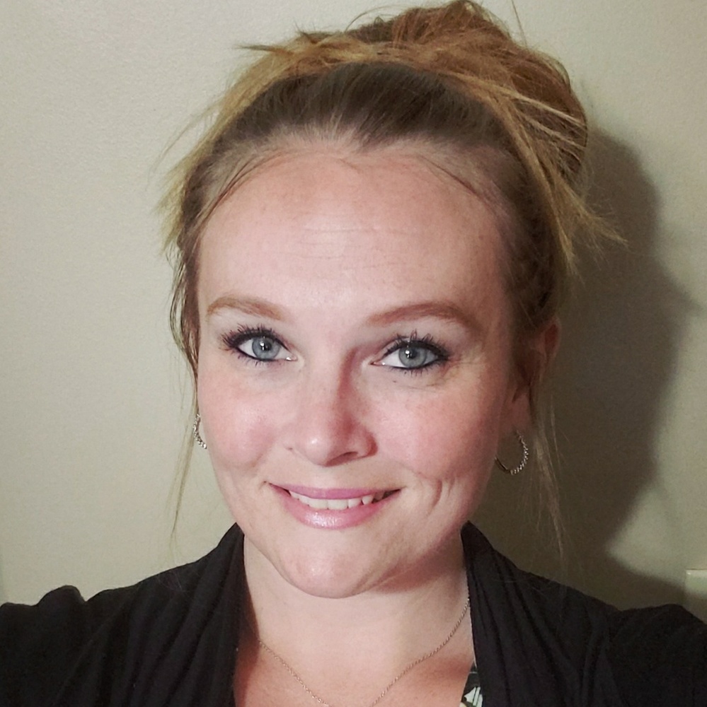 Meet your Posher, Lynn